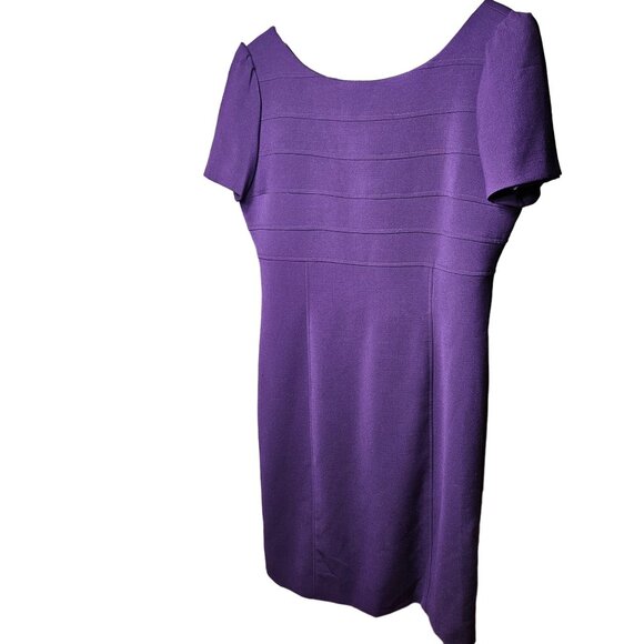 Tahari Arthur S. Levine Purple Sheath Dress Short Sleeves Size 10 - Picture 1 of 4